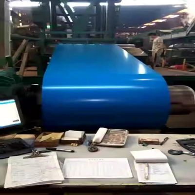 Q195 Q235B Bobina de aço galvanizado pré-pintada com superfície revestida de cor e borda de fenda