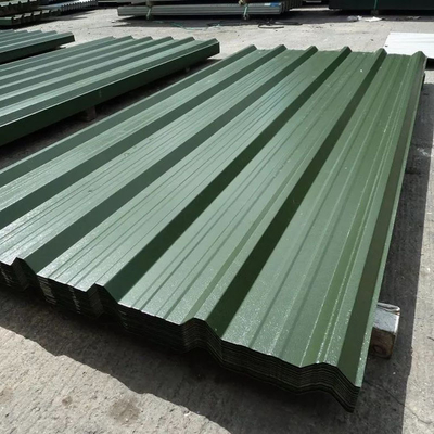 Folha de telhado de metal ondulado revestida de zinco galvanizada 26 28 Gauge Gi Bwg30 Bwg32 G90 G60