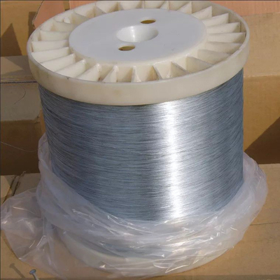 Superfície lisa DIN Padrão de fio galvanizado mergulhado a quente Fios Gi para especificações personalizadas