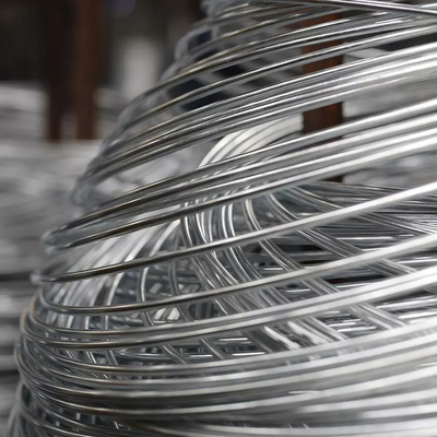 Superfície lisa DIN Padrão de fio galvanizado mergulhado a quente Fios Gi para especificações personalizadas