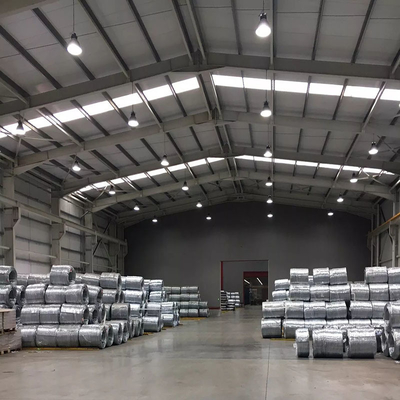 Taxa competitiva por rolo Venda direta de arame farpado galvanizado