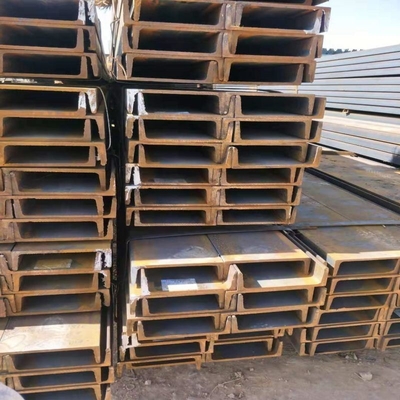 Aço laminado a quente de canal C S235jr S355jr A36 Ss400 Aço galvanizado Q235 secção de canal