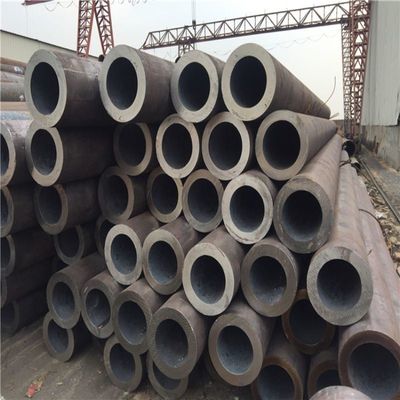 Tubos de aço de carbono preto API5l API5CT X42 X46 X52 X56 X60 X70 Tubos de aço laminados a quente galvanizados